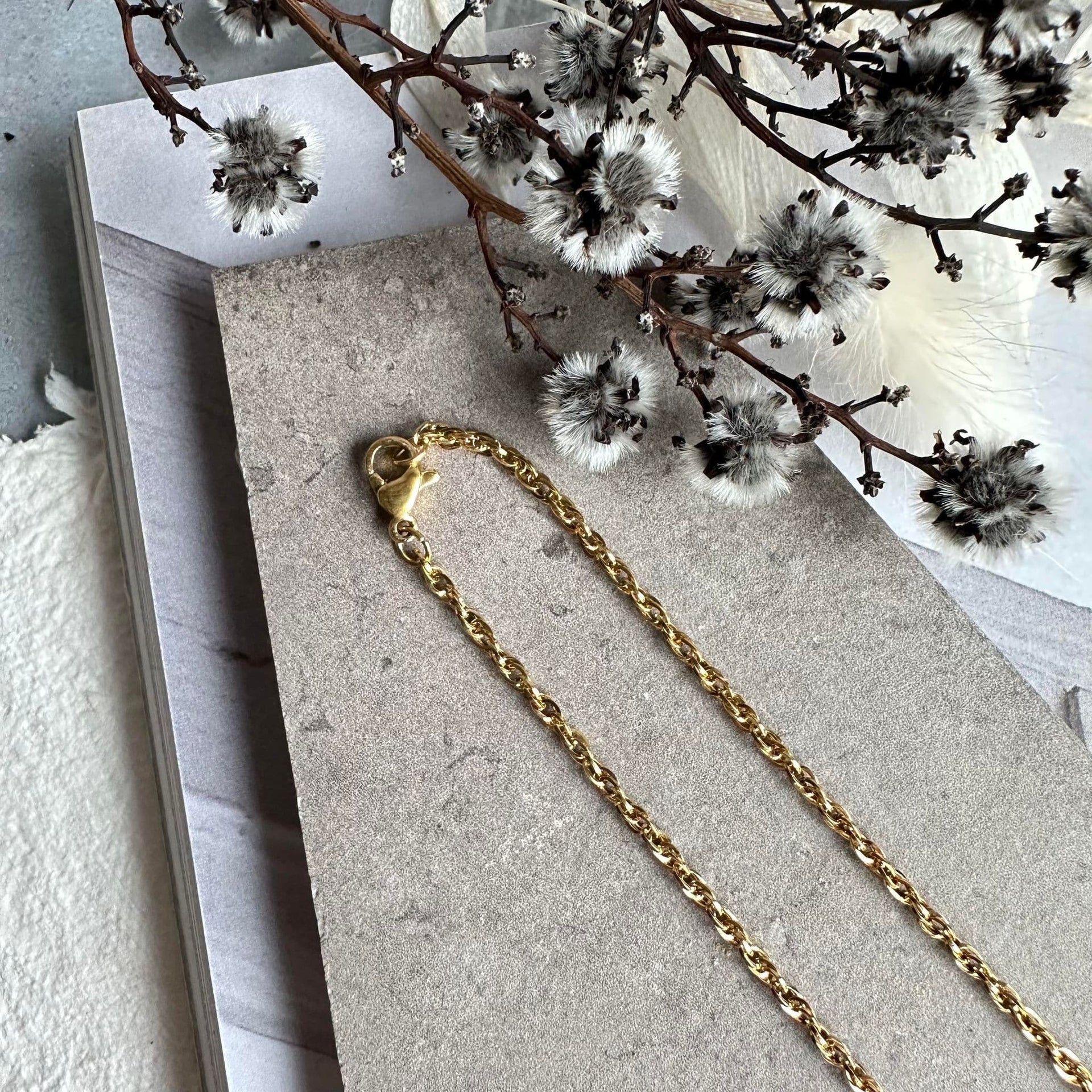 Halskjede Vivienne 18k forgylt - 48 cm