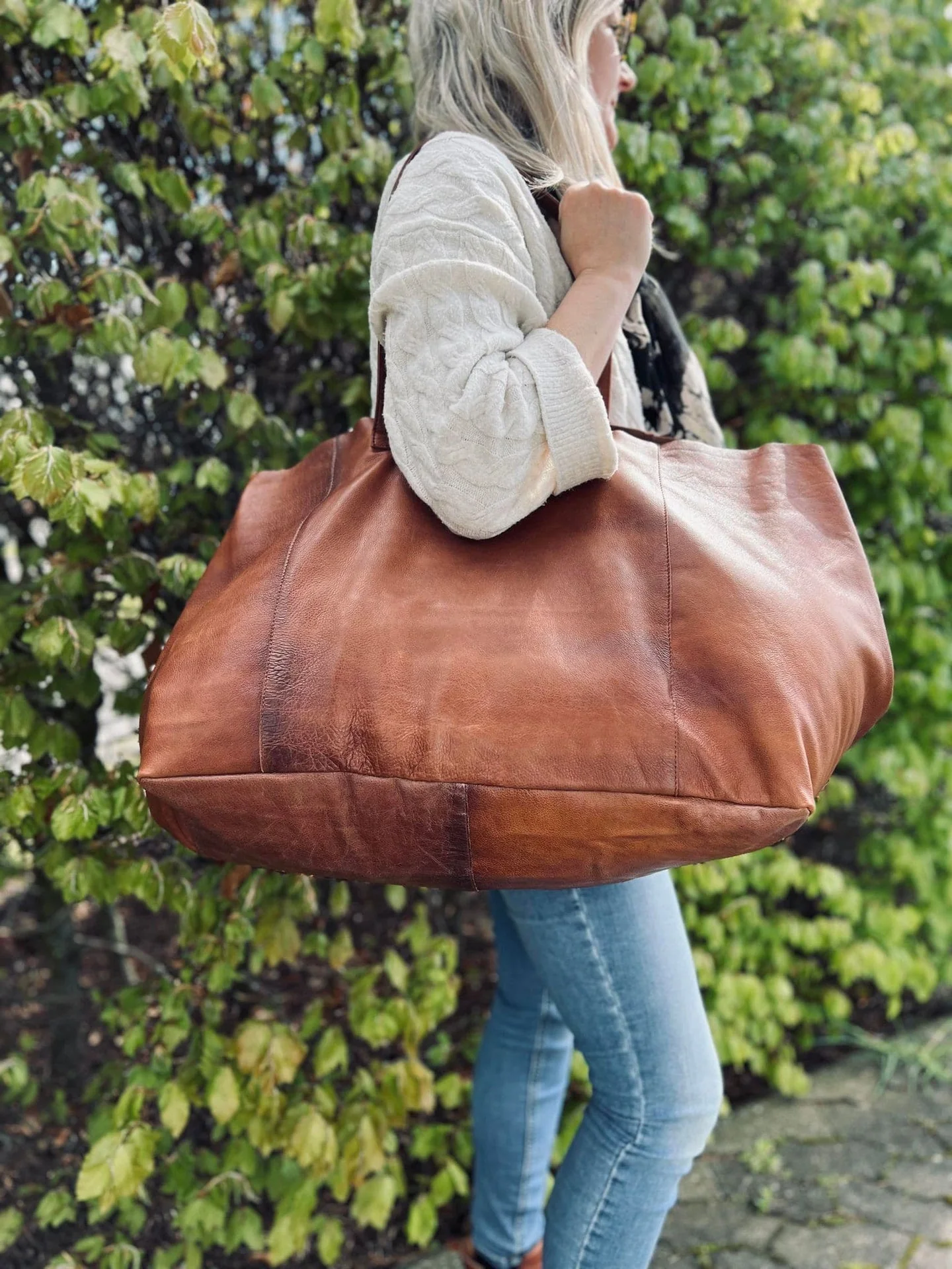 XL KAYA Shopper - Walnut