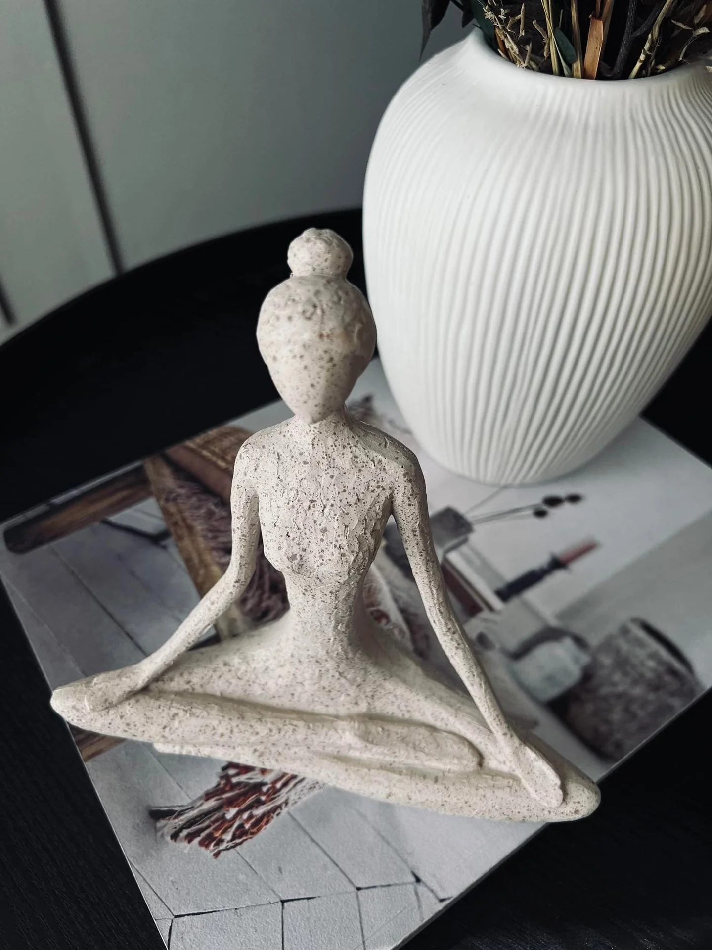 YOGA - White Lady No.4 - Image 3
